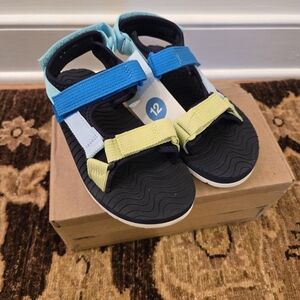 Cat & Jack Boys Sandals Size 12